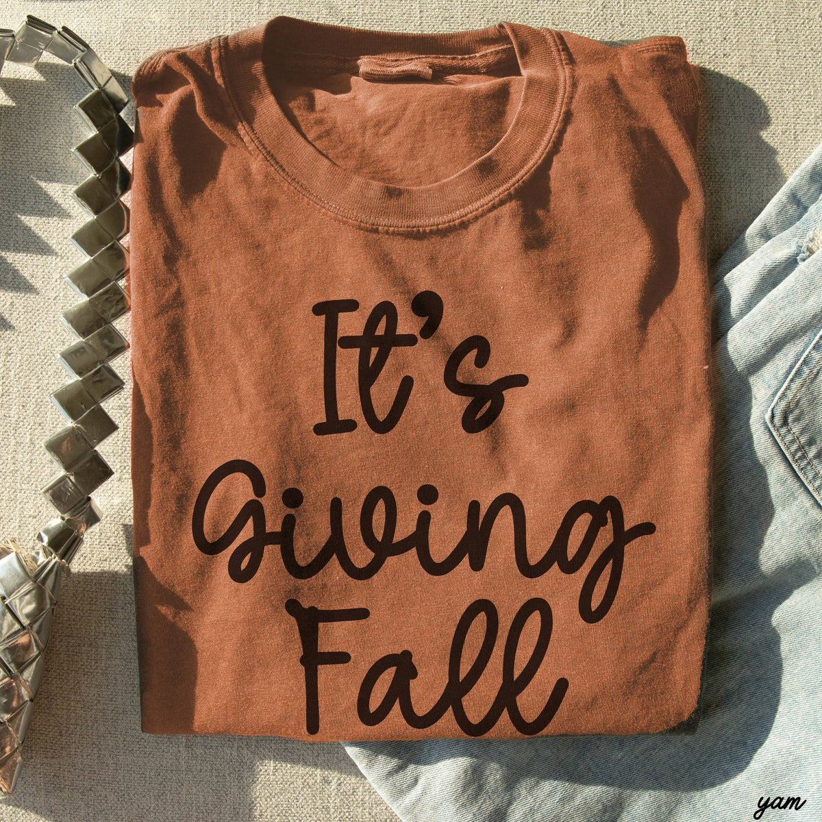 It's Giving Fall Tee🍂