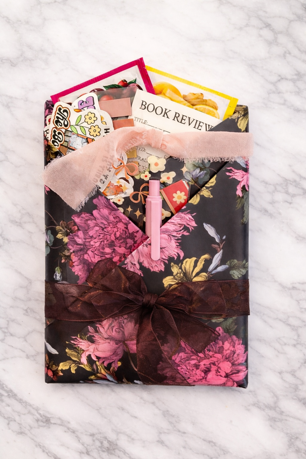 Blind Date with a Book – Midnight Floral Edition 🌙📚