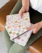 Kindle Case Clear & Printed Back with Hand Strap