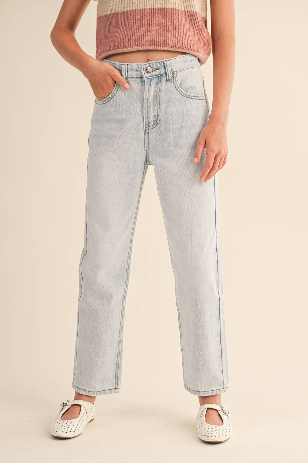 Everyday Light Wash Straight Jeans – Tween Girls